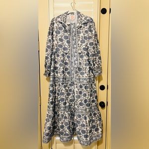 Victoria Dunn Meeting St Indigo Bloom M